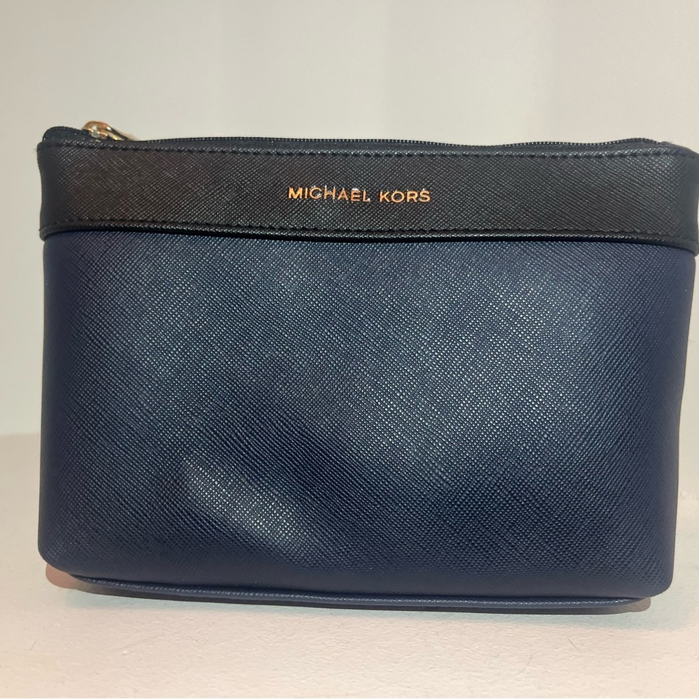 Michael Kors Navy and Black Unsex Toiletries Bag